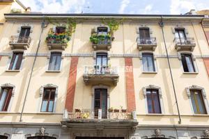 MONOLOCALE RISTRUTTURATO IN CORSO BUENOS AIRES