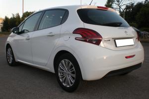 Peugeot 208 1.6 td restyling, bella