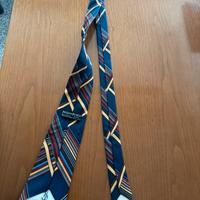 Cravatta Yves Saint Laurent