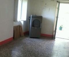 Casetta di campagna da ristrutturare