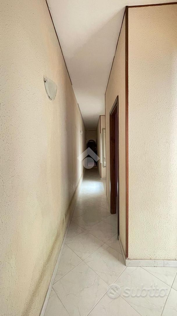 4 LOCALI A CAPACI - Altro