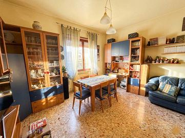 3 LOCALI A GASSINO TORINESE