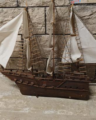 Veliero di legno lungo 100 cm da restaurare