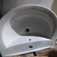 lavandino bagno sospeso