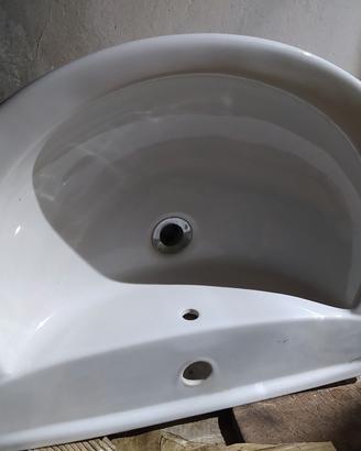 lavandino bagno sospeso