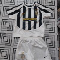 completo calcio bimbo NIKE