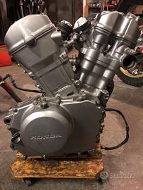 Honda Transalp xl 700 v - ricambi