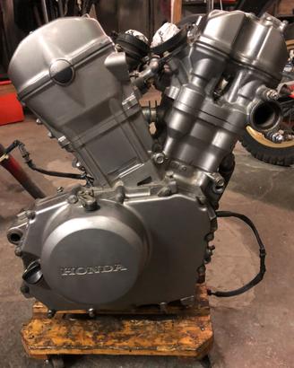 Honda Transalp xl 700 v - ricambi