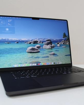 Mac book pro 16 m5 max