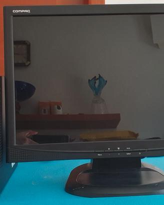Compaq CQ2100IT + monitor 20" + Wi-Fi USB