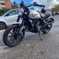 Ducati Scrambler Icon - Silver Ice