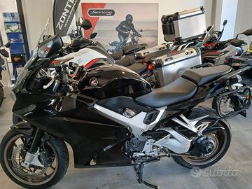 Honda VFR 800 - 2016