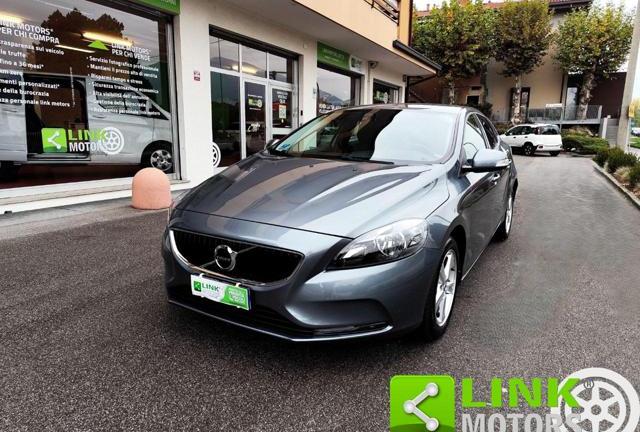 VOLVO V40 T2 Kinetic NEOPATENTATI GARANZIA INCLU