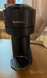Macchina del caffe Nespresso Vertuo next premium