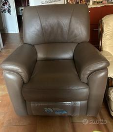 Poltrona elettrica in pelle