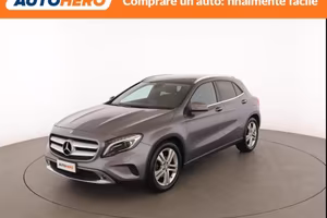 MERCEDES-BENZ GLA 200 MS61028