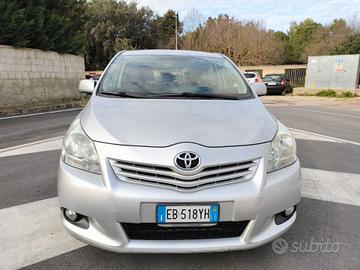 Toyota Verso 2.0 D Sol