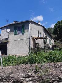 Rustico / Casale di 100 m² con 4 locali a Pieve di