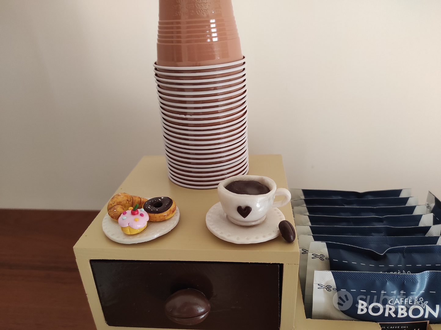 Mini cassettiera porta cialde capsule + kit caffè - Arredamento e  Casalinghi In vendita a Caserta