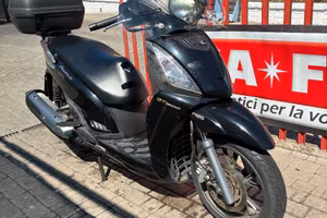 Kymco People GTI 300 – 2016