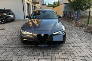 Alfa Romeo Giulia - 2.0 Benzina