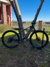 MTB TREK XCALIBER 27,5” 2023