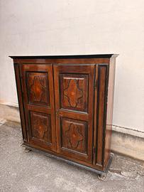 Credenza antica dell’800