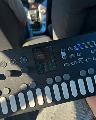 Sonicware Elz-1 Play V3 synth wavetable tastiera