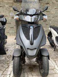Piaggio MP3 Yourban 300