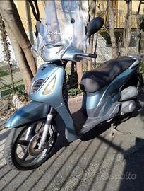 Scooter sh150 anno 2004 34184 km