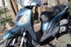 Scooter sh150 anno 2004 34184 km