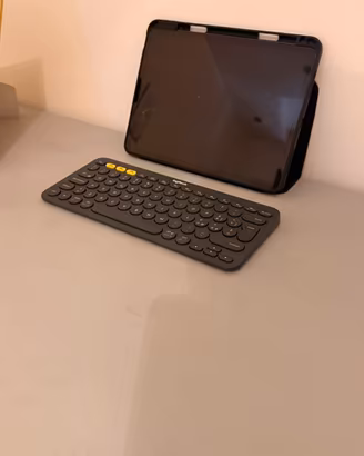 I Pad alAIR , quarta generazione  con tastiera