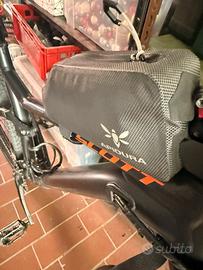 Borse bikepacking apidura