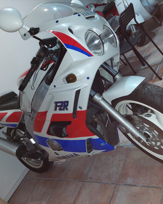 Yamaha FZR 600 1989
