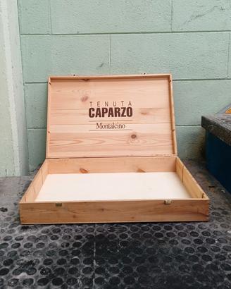 Cassetta di legno porta bottiglie 
Tenuta Caparzo