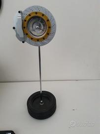 orologio a forma di disco freno 