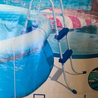 Scaletta per piscina