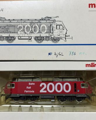 Locomotiva Marklin 3330 MFX