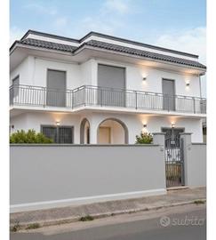 Villa Indipendente 315mq + 1000mq Giardino - Pulsa