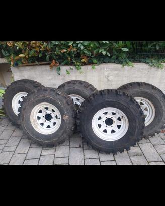 Cerchi e gomme 34x10.5R16 4x4