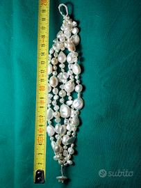 bracciale a fili perle naturali. 