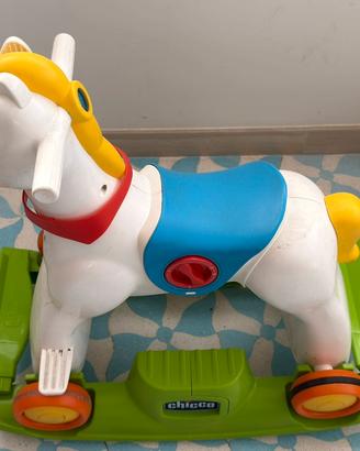 Cavallo dondolo/rotelle Chicco