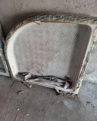 Piatto doccia in ceramica angolare 90x90 ideal