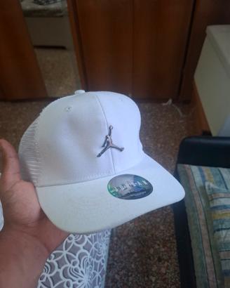 cappello/cappellino 