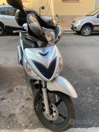 UX SIXTEEN 150 SUZUKI