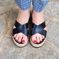 Sandali bassi a zeppa 