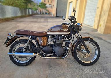 TRIUMPH Bonneville T100 Cafe Racer