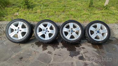 cerchi  in lega Ford fiesta