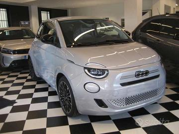 FIAT 500 1.0 HYBRID ICON