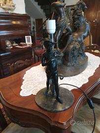 lampada con scultura 